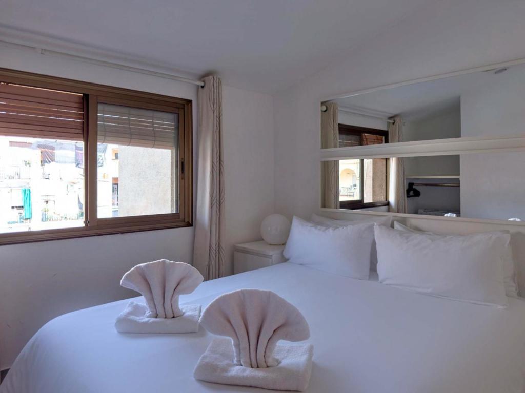 Stay U-Nique House Torre Damians Барселона Экстерьер фото